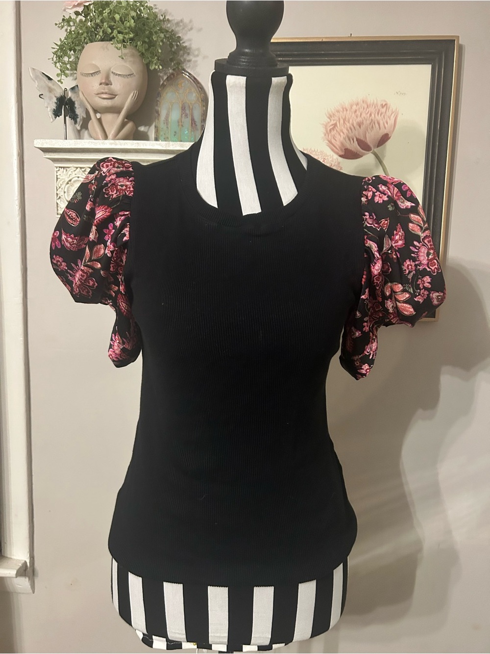 1.State women’s Black Ribbed Top with Pink Floral Puff Sleeves